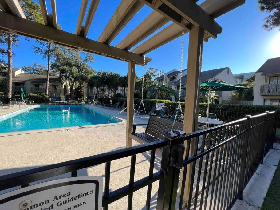 Spacious, Cozy Villa W/Parking In Coligny Villas Hilton Head Island Eksteriør bilde