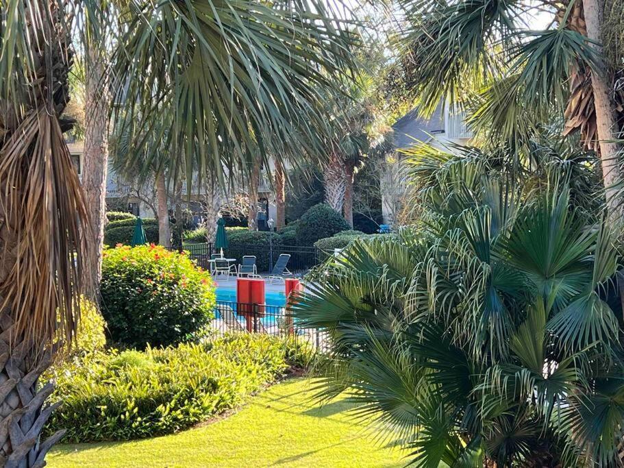 Spacious, Cozy Villa W/Parking In Coligny Villas Hilton Head Island Eksteriør bilde