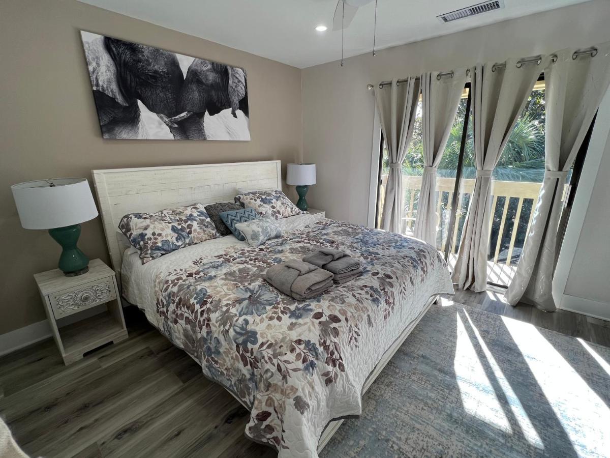 Spacious, Cozy Villa W/Parking In Coligny Villas Hilton Head Island Eksteriør bilde