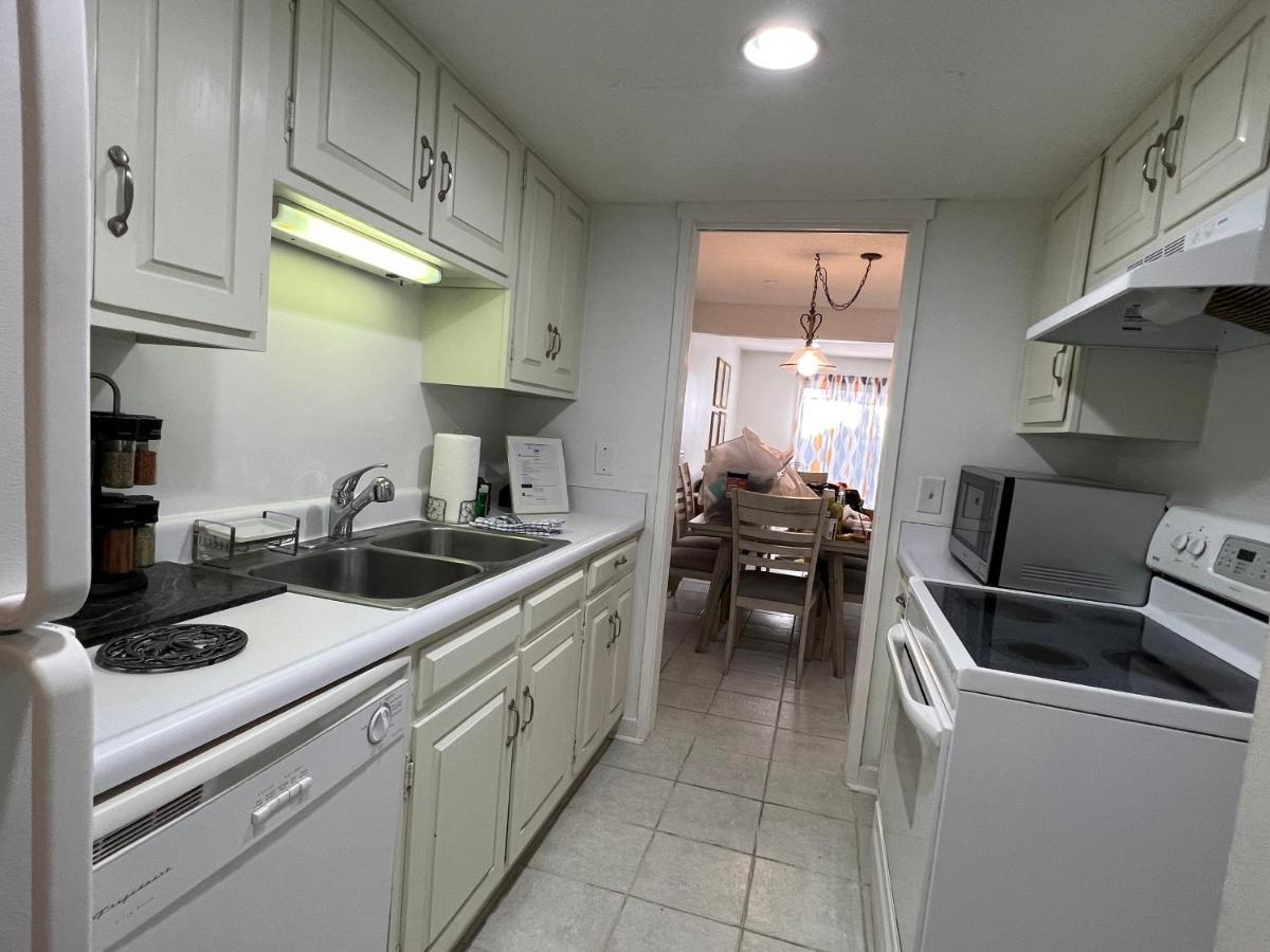 Spacious, Cozy Villa W/Parking In Coligny Villas Hilton Head Island Eksteriør bilde
