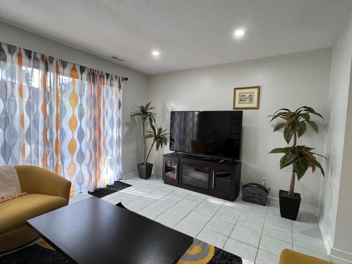 Spacious, Cozy Villa W/Parking In Coligny Villas Hilton Head Island Eksteriør bilde